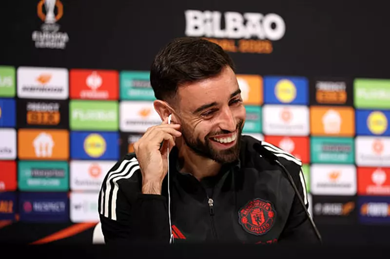 مفاوضات حصرية بين الهلال ووكلاء برونو فيرنانديز بعد انتهاء المهلة المحددة بثلاثة أيام