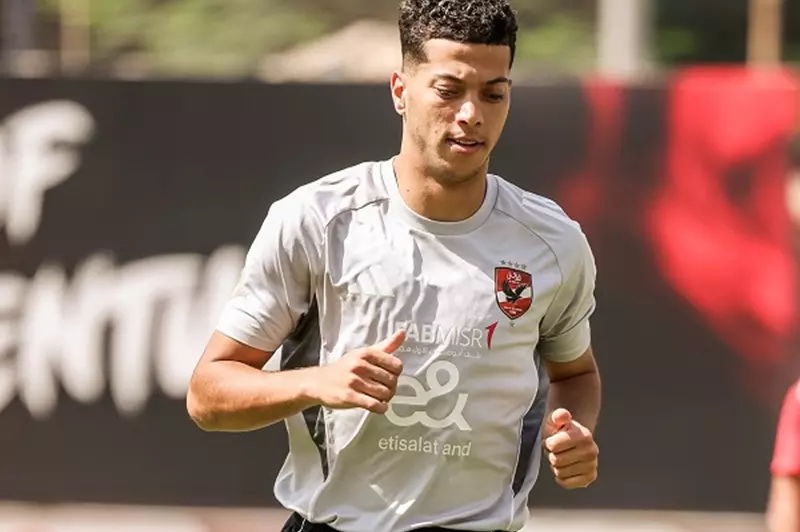 إمام عاشور يبدأ برنامجه التأهيلي في الأهلي