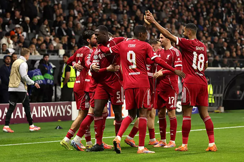 ليفربول يقيم مهرجان أهداف في فرانكفورت