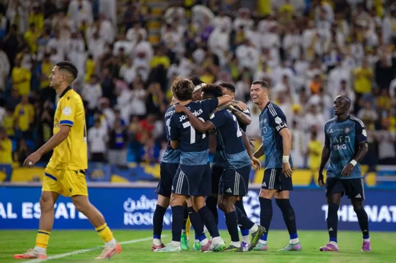 راحة لمدافع النصر بعد إصابته في مواجهة اتحاد جدة